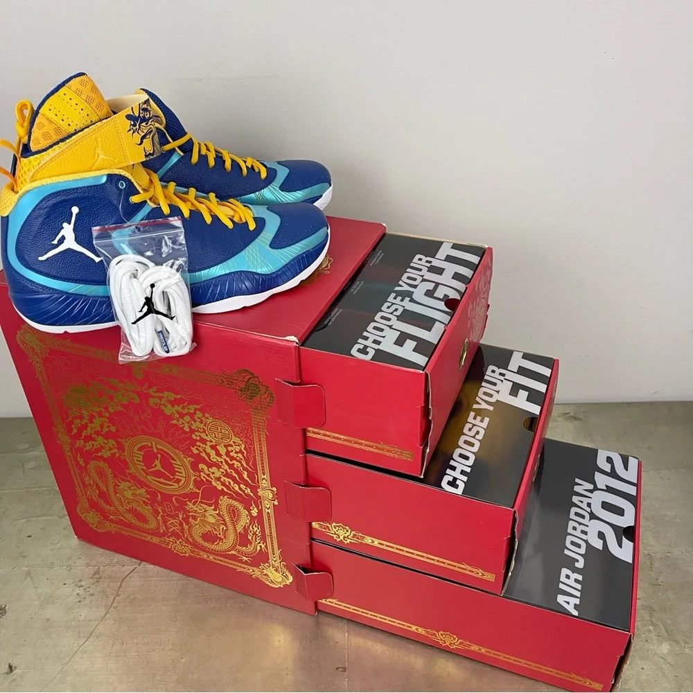 Jordan 2012 Deluxe Year of the Dragon 484654-401